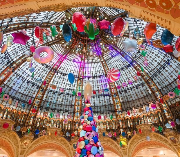 Shopping de Noël dans les Grands Magasins